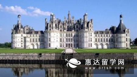 适合女生去英国留学的专业有哪些？